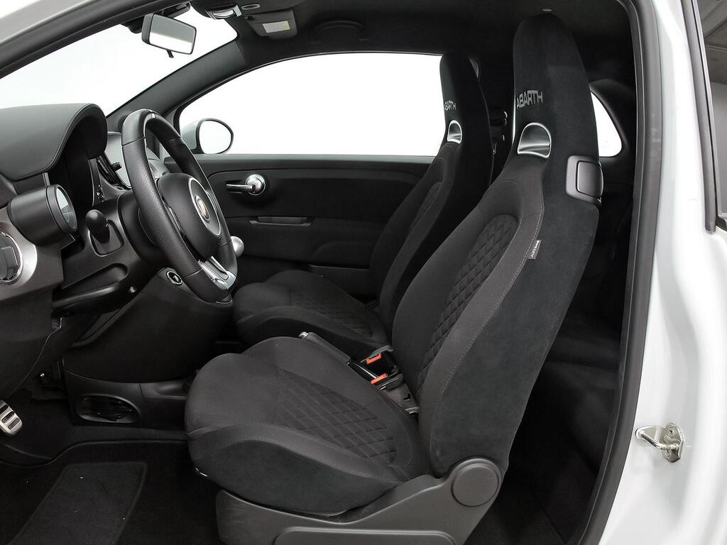 Abarth 500 595 1.4 16v T-Jet 121kW (165 CV) 8