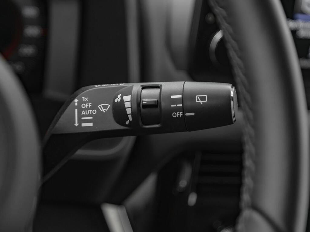 Nissan Qashqai DIG-T 116kW Xtronic N-Connecta 12